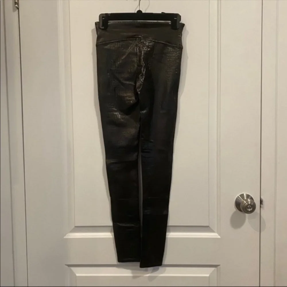 Spanx Faux Leather Croc Leggings in Color Shine - Picture 6 of 6